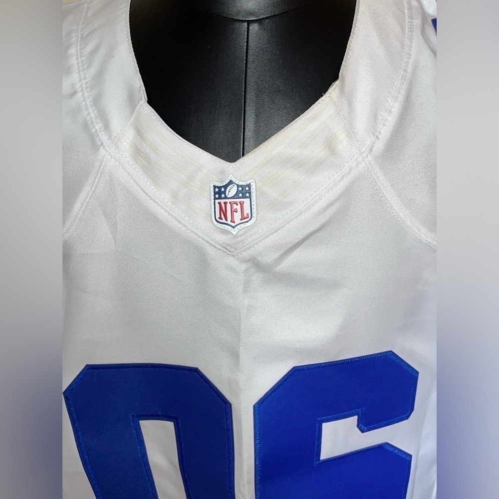 100% Authentic Nike On Field Donovan Wilson Jersey Stitched #06 Dallas Cowboys - Picture 2 of 11